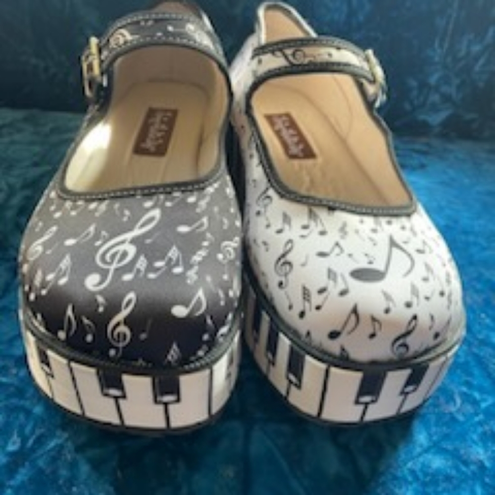 Hot Chocolate platform piano shoes size 36
